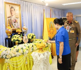 พิธีรับพระราชทานเข็มที่ระลึกตราสัญลักษณ์งานเฉลิมพระเกียรติพระบาทสมเด็จพระเจ้าอยู่หัว เนื่องในโอกาสพระราชพิธีมหามงคลเฉลิมพระชนมพรรษา ๖ รอบ ๗๒ พรรษา ๒๘ กรกฎาคม ๒๕๖๗ ... พารามิเตอร์รูปภาพ 32