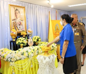 พิธีรับพระราชทานเข็มที่ระลึกตราสัญลักษณ์งานเฉลิมพระเกียรติพระบาทสมเด็จพระเจ้าอยู่หัว เนื่องในโอกาสพระราชพิธีมหามงคลเฉลิมพระชนมพรรษา ๖ รอบ ๗๒ พรรษา ๒๘ กรกฎาคม ๒๕๖๗ ... พารามิเตอร์รูปภาพ 35