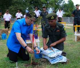 พลเรือเอก พงษ์เทพ หนูเทพ องคมนตรี ... พารามิเตอร์รูปภาพ 10