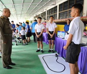 พลเรือเอก พงษ์เทพ หนูเทพ องคมนตรี ประธานกรรมการบริหาร ... พารามิเตอร์รูปภาพ 5