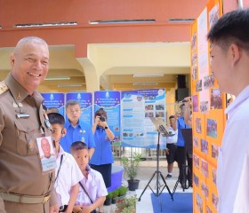 พลเรือเอก พงษ์เทพ หนูเทพ องคมนตรี ... พารามิเตอร์รูปภาพ 4