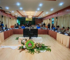 พระบาทสมเด็จพระเจ้าอยู่หัว ทรงพระกรุณาโปรดเกล้าฯ ให้ พลเอก ... พารามิเตอร์รูปภาพ 1