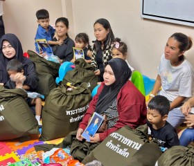 พระบาทสมเด็จพระเจ้าอยู่หัว ทรงพระกรุณาโปรดเกล้าฯ ให้ พลเอก ... พารามิเตอร์รูปภาพ 16