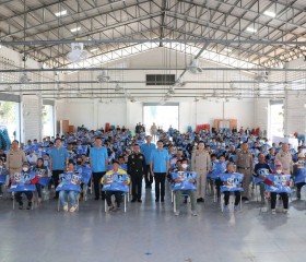 นายชัยนรงค์ วงศ์ใหญ่ ผู้ว่าราชการจังหวัดน่าน ... พารามิเตอร์รูปภาพ 7