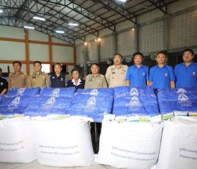 นายจำเริญ แหวนเพ็ชร รองผู้ว่าราชการจังหวัดสุรินทร์ ... พารามิเตอร์รูปภาพ 6