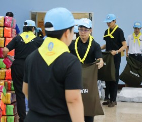 พลเรือเอก พงษ์เทพ หนูเทพ องคมนตรี ... พารามิเตอร์รูปภาพ 31