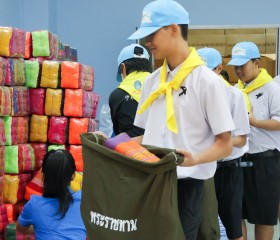 พลเรือเอก พงษ์เทพ หนูเทพ องคมนตรี ... พารามิเตอร์รูปภาพ 34