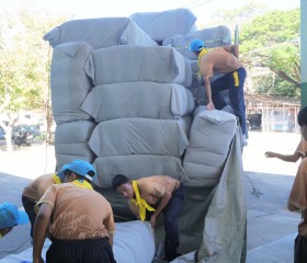 นายวิลาศ รุจิวัฒนพงศ์ รองประธานฝ่ายบรรเทาทุกข์ ... พารามิเตอร์รูปภาพ 1