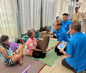 นายประภาส ศรีจันทร์เวียง รองผู้ว่าราชการจังหวัดสุรินทร์ ... พารามิเตอร์รูปภาพ 27