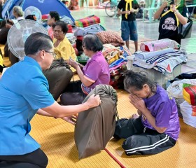 นายศรีธรรม ราชแก้ว รองผู้ว่าราชการจังหวัดบุรีรัมย์ ... พารามิเตอร์รูปภาพ 13