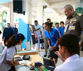 พลเรือเอก พงษ์เทพ หนูเทพ องคมนตรี ... พารามิเตอร์รูปภาพ 11