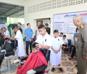 พลเรือเอก พงษ์เทพ หนูเทพ องคมนตรี ... พารามิเตอร์รูปภาพ 4