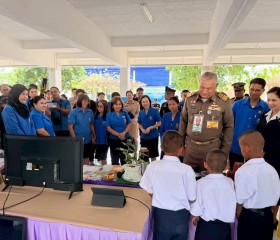 พลเรือเอก พงษ์เทพ หนูเทพ องคมนตรี ... พารามิเตอร์รูปภาพ 11