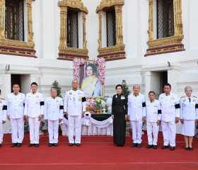 พลเรือเอก พงษ์เทพ หนูเทพ องคมนตรี ... พารามิเตอร์รูปภาพ 16