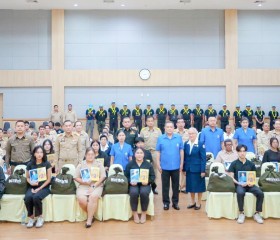 นายเอกวิทย์ มีเพียร ผู้ว่าราชการจังหวัดปทุมธานี ... พารามิเตอร์รูปภาพ 4