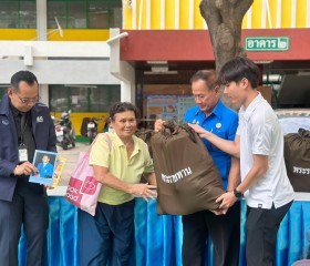 นายวิลาศ รุจิวัฒนพงศ์ รองประธานฝ่ายบรรเทาทุกข์ ... พารามิเตอร์รูปภาพ 2