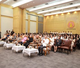 พลอากาศโท ภักดี แสง-ชูโต กรรมการบริหารและเลขาธิการ ... พารามิเตอร์รูปภาพ 2