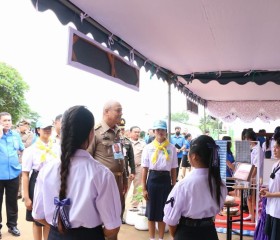 พลเรือเอก พงษ์เทพ หนูเทพ องคมนตรี ... พารามิเตอร์รูปภาพ 17