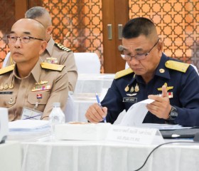 นายพลากร สุวรรณรัฐ องคมนตรี ... พารามิเตอร์รูปภาพ 9