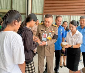 พระบาทสมเด็จพระเจ้าอยู่หัว ... พารามิเตอร์รูปภาพ 3