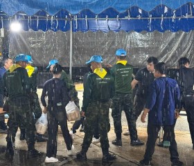 พลเรือเอก พงษ์เทพ หนูเทพ องคมนตรี ... พารามิเตอร์รูปภาพ 12