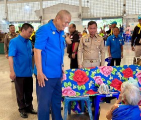 พลเรือเอก พงษ์เทพ หนูเทพ องคมนตรี ... พารามิเตอร์รูปภาพ 38