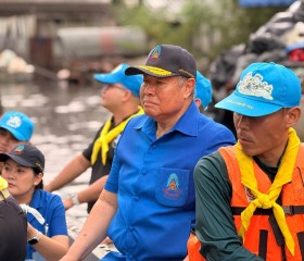 นายพลากร สุวรรณรัฐ องคมนตรี นายกมูลนิธิราชประชานุเคราะห์ฯ ... พารามิเตอร์รูปภาพ 17